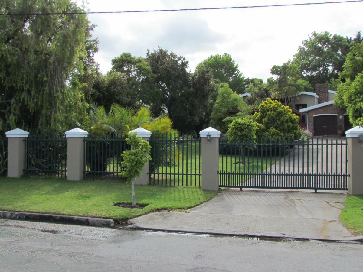 Protea Cottage George Luaran gambar
