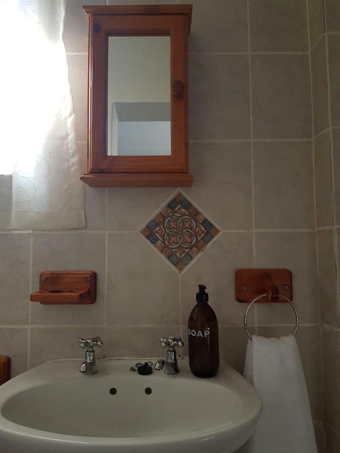 Protea Cottage George Luaran gambar